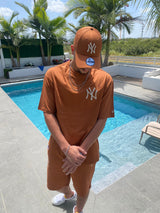 NEW ERA LEAGUE ESSNTLS LC OS TEE NEYYAN 60435552| Orange