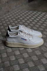 AUTRY Sneakers AULM LL22 I White/Black