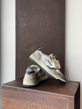 AUTRY Sneakers AVLW MS09 I White / Gold