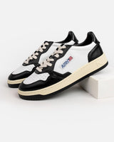 AUTRY Sneakers AULM WB01 I White/Black