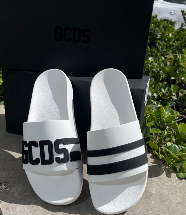 GCDS Sliders B1EU4901AG8-91 I White / Black