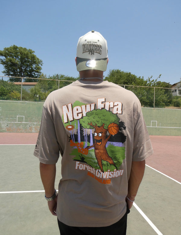 NEW ERACHARCTR GRAPHIC OS TEE NEW ERA ABRMAG 60435365 | Brown