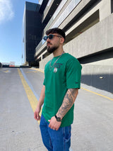 NEW ERA NBA SCRIPT OS TEE BOSCEL KGRWHI 60435523 | Green